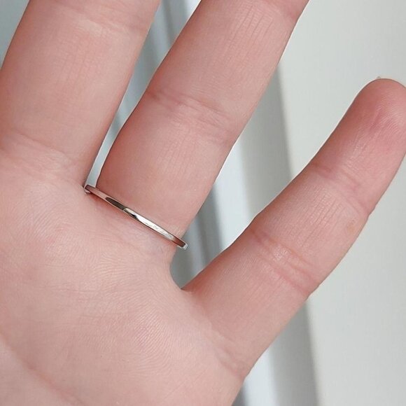 2.5 Carat Cubic Zircon Sterling Silver Engagement Ring - Picture 7 of 7